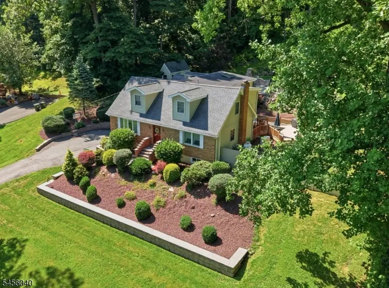 70 Old Mountain Rd, Clinton, NJ 08833 - #1