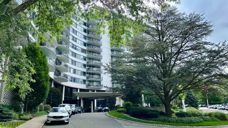 1 Claridge Dr Unit 1000 #1000, Verona, NJ 07044 - #1