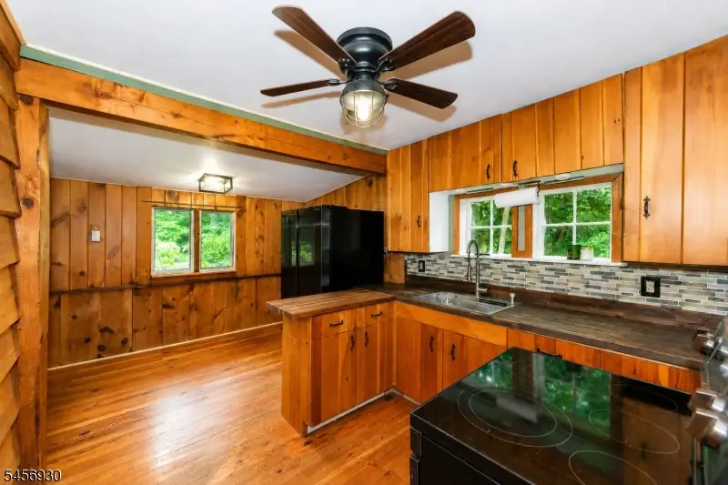 12 Hillcrest Ave, Andover, NJ 07860 - #2