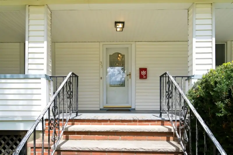 33 Pine St, Cranford, NJ 07016 - #3