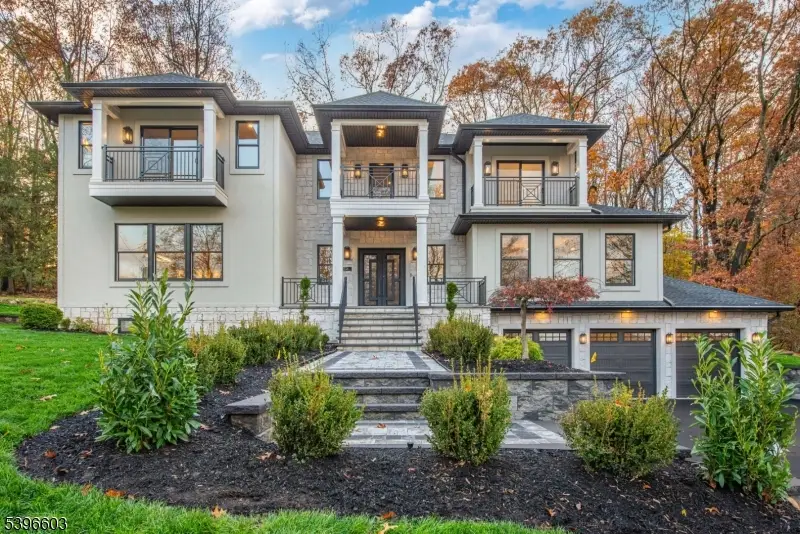 24 Cliffside Dr, Livingston, NJ 07039 - #1