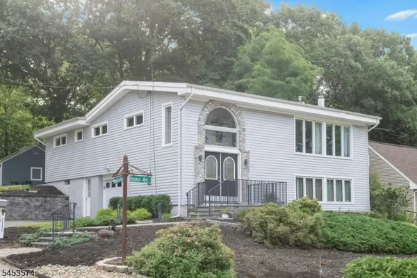11 Iroquois Ave, Rockaway Twp., NJ 07866