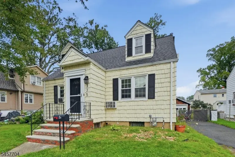 335 Dermody St, Roselle, NJ 07203 - #2