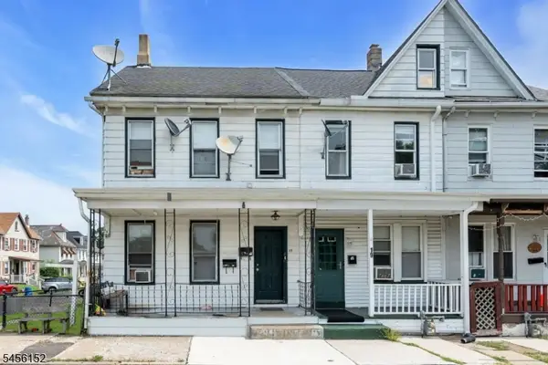 17 Railroad Ave, Phillipsburg Town, NJ 08865