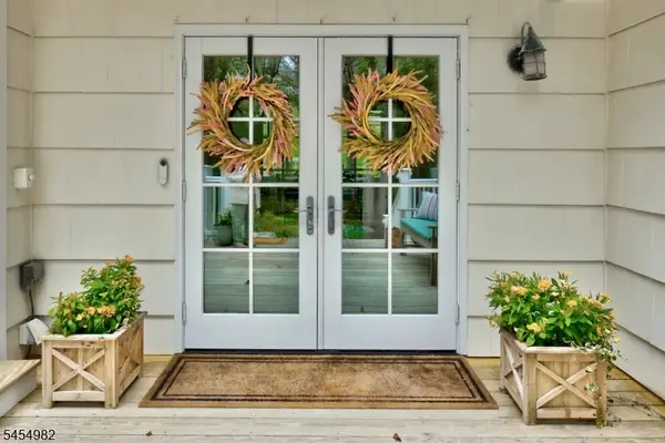 119 W Valley Brook Rd, Washington Twp., NJ 07830