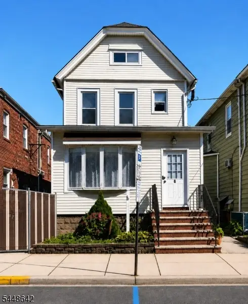 6 Lincoln Place, East Rutherford Boro, NJ 07073