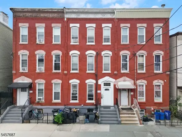 72 Columbia St, Newark City, NJ 07102