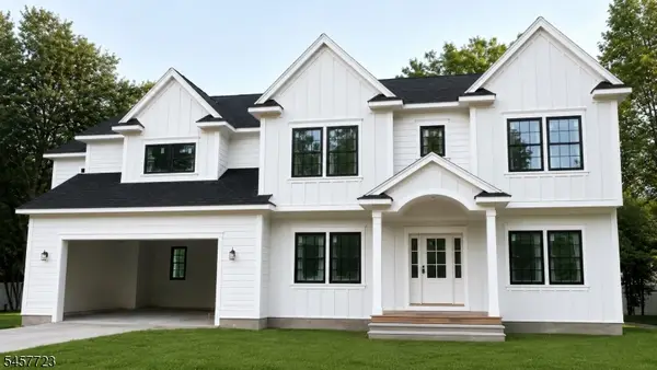 19 Slope Dr, New Providence Boro, NJ 07974