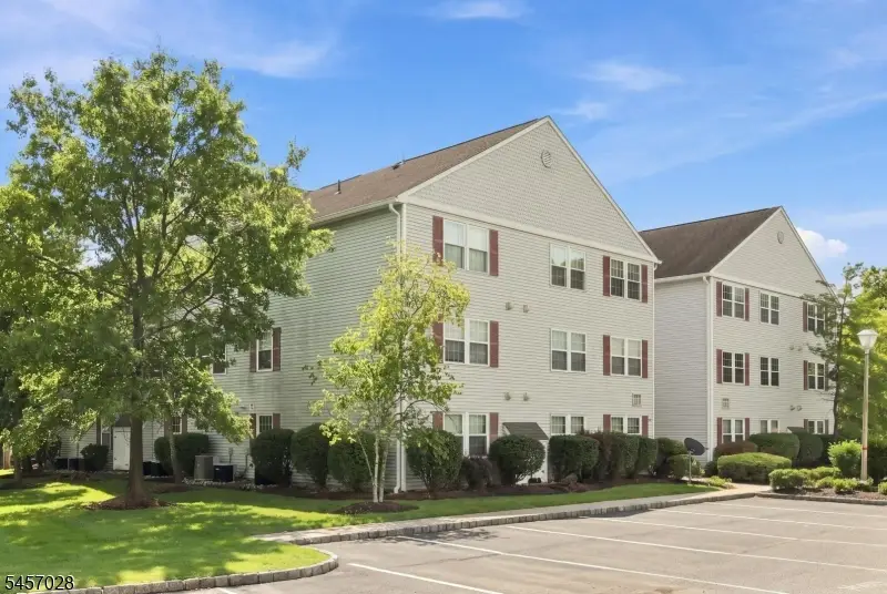64 Dayton Ct #104, Independence, NJ 07840 - #3