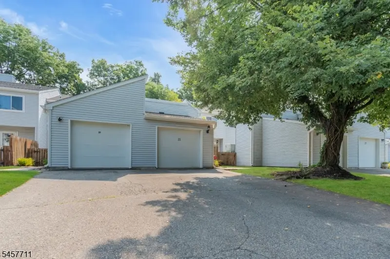 23 Krenkel Ct, Raritan, NJ 08822 - #1