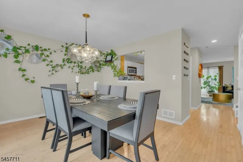 23 Krenkel Ct, Raritan, NJ 08822 - #2