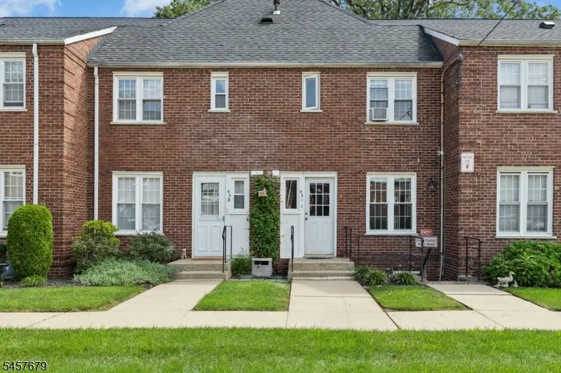 43 A Parkway Village #A, Cranford, NJ 07016 - #3