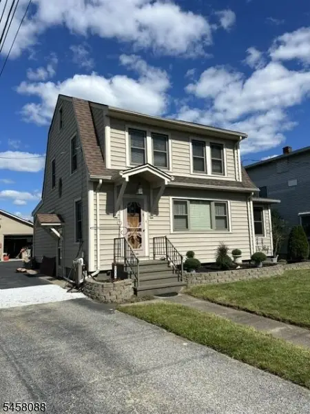 214 N Church Rd, Hardyston, NJ 07416 - #1
