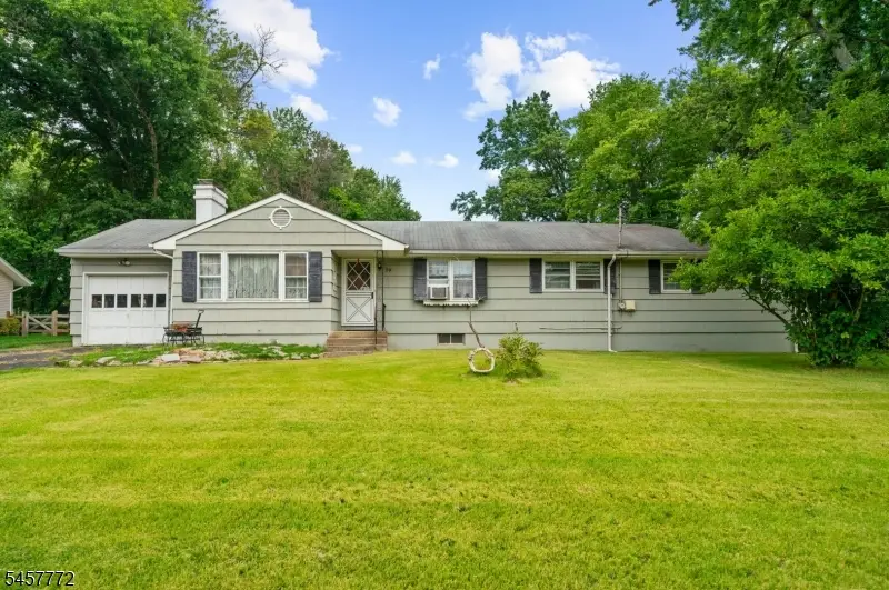 94 Woodlawn Ave, Bridgewater, NJ 08807 - #1