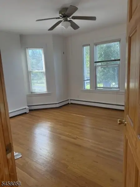 941 Edgewater Ave, Ridgefield, NJ 07657 - #3