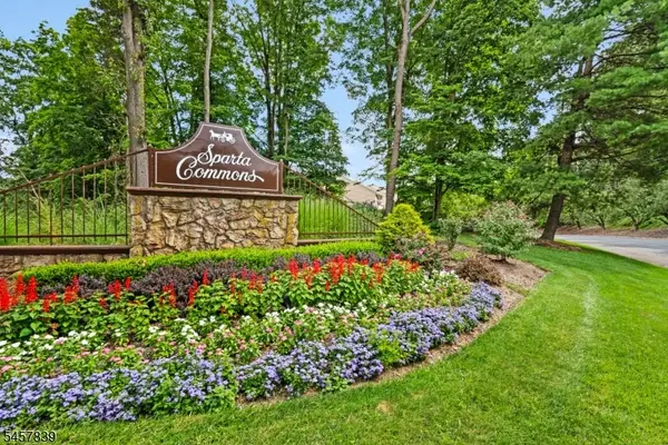 143 Wagon Wheel Rd #143, Sparta Twp., NJ 07871