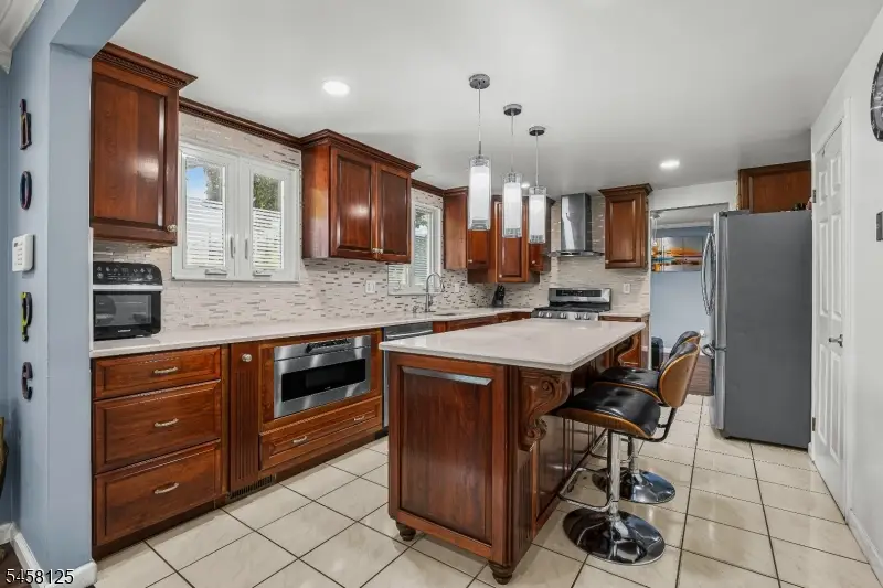 907 Mer-edin Burg Rd, Hamilton, NJ 08690 - #1