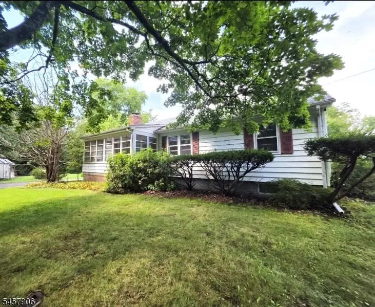 13 Den Herder Dr, Franklin, NJ 08873 - #1