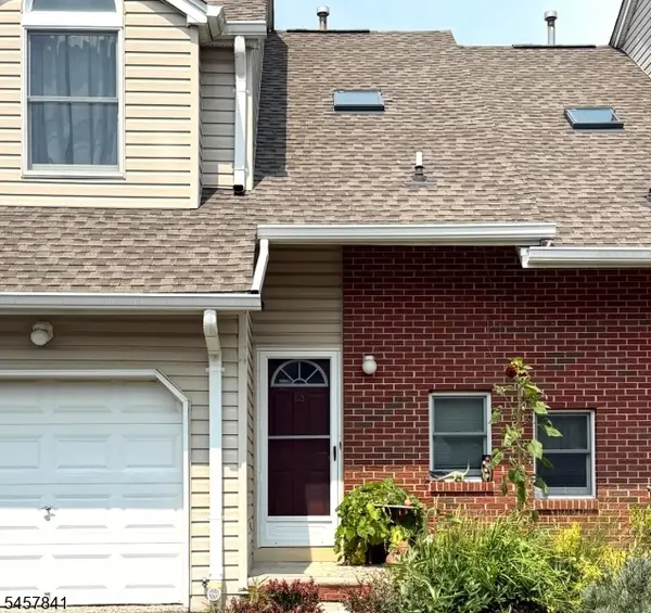 45 Royal Ave #28, Hawthorne Boro, NJ 07506