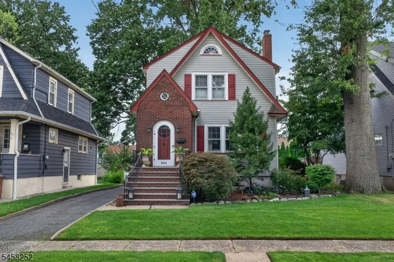 544 W Meadow Ave, Rahway, NJ 07065 - #1