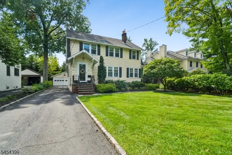 24 Beekman Ter, Summit, NJ 07901 - #3