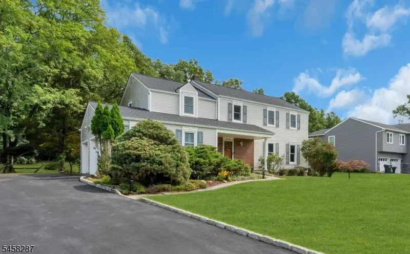 31 Valley Forge Dr, Whippany, NJ 07981 - #2