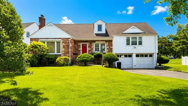 88 Meadowbrook Rd, North Plainfield Boro, NJ 07062