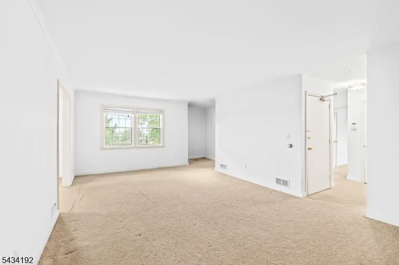 68-86 New England #32, Summit, NJ 07901 - #2