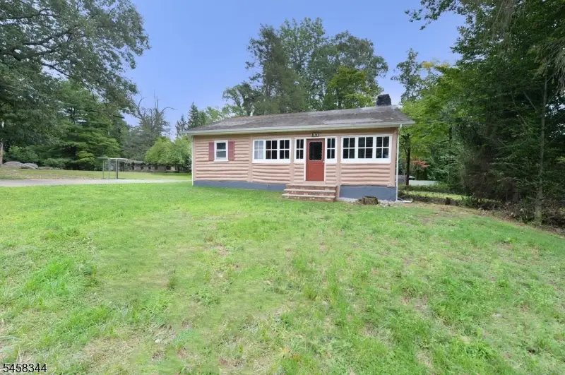 100 Tower Rd, Pines Lake, NJ 07470 - #1