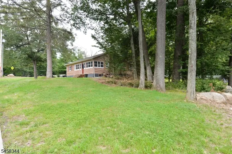 100 Tower Rd, Pines Lake, NJ 07470 - #3