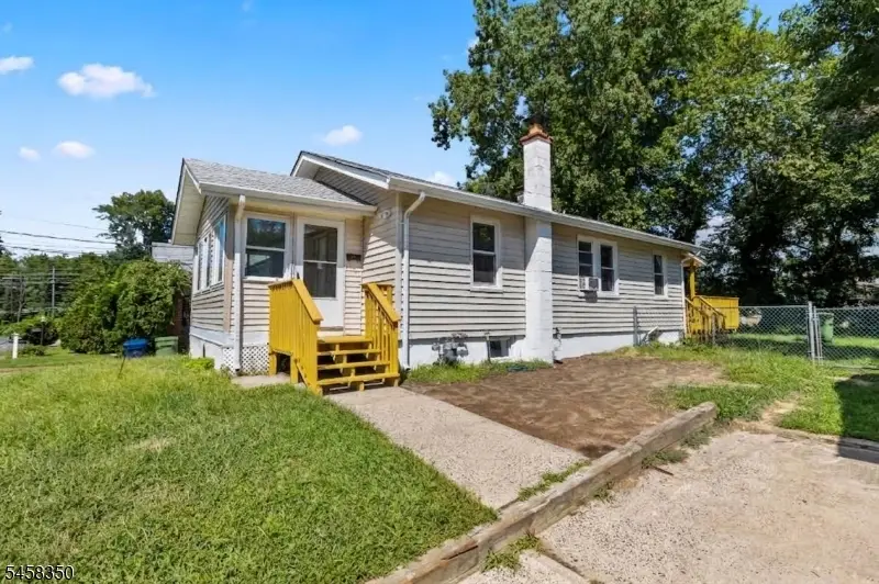 125 Anelve Ave, Neptune, NJ 07753 - #2