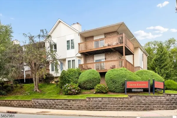 4 Di Donna Ct #4, Clifton City, NJ 07013