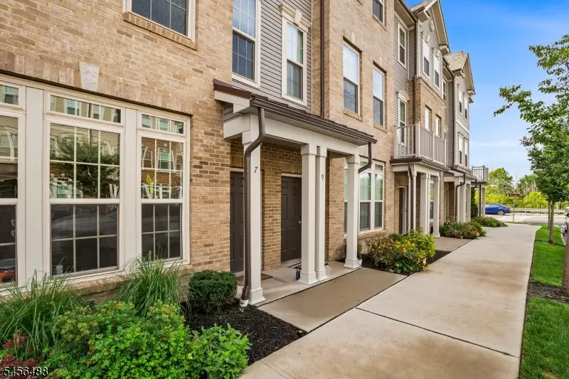 7 Sternadori Rd #7, Somerville, NJ 08876 - #3