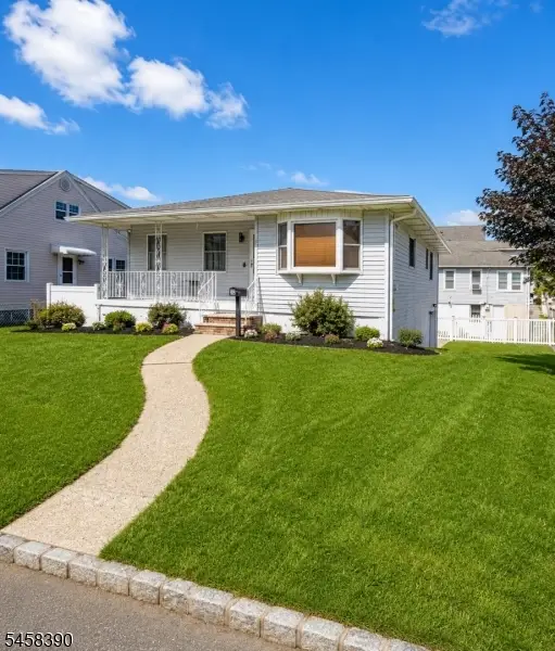 26 Coney Rd, Singac, NJ 07424 - #1