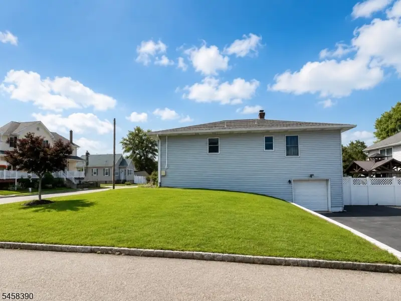 26 Coney Rd, Singac, NJ 07424 - #3