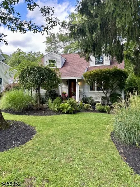 70 Mayfair Dr, West Orange Twp., NJ 07052