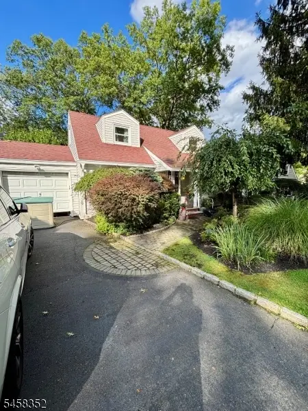 70 Mayfair Dr, West Orange, NJ 07052 - #2