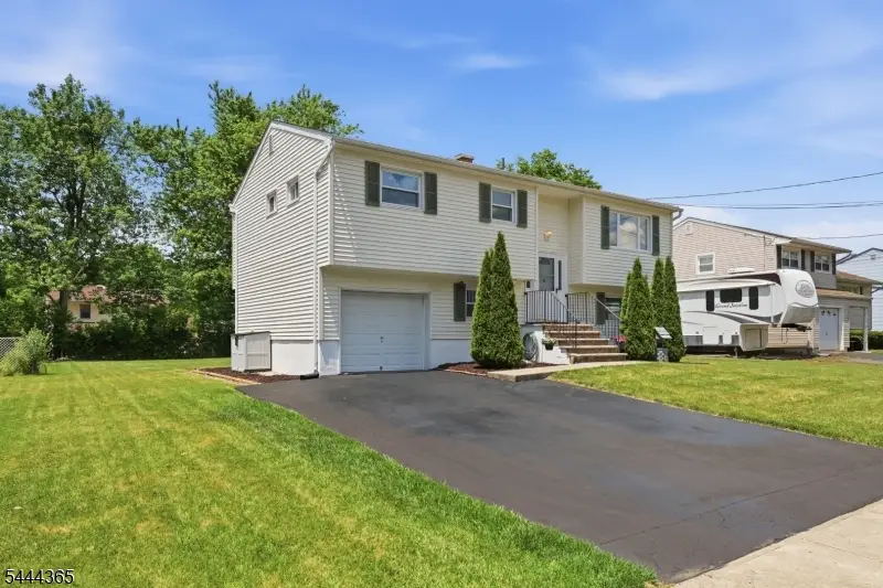 9 Brearly Cres, Flanders, NJ 07836 - #2