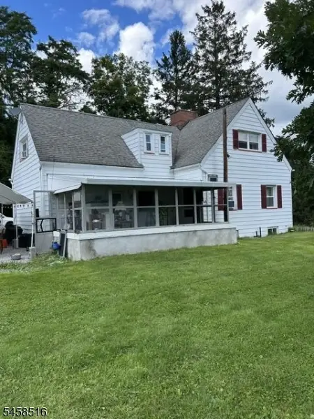 62 Walnut St, Wantage Twp., NJ 07461