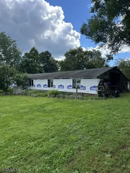 62 Walnut St, Wantage, NJ 07461 - #2