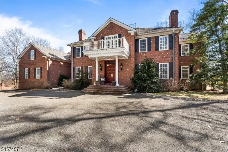 1 Hillview Drive, Tewksbury, NJ 08855 - #2