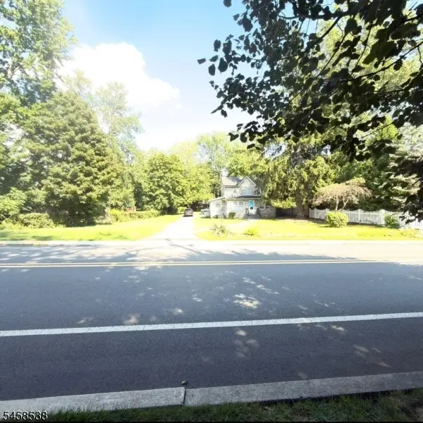 704 Franklin Tpke, Allendale, NJ 07401 - #2