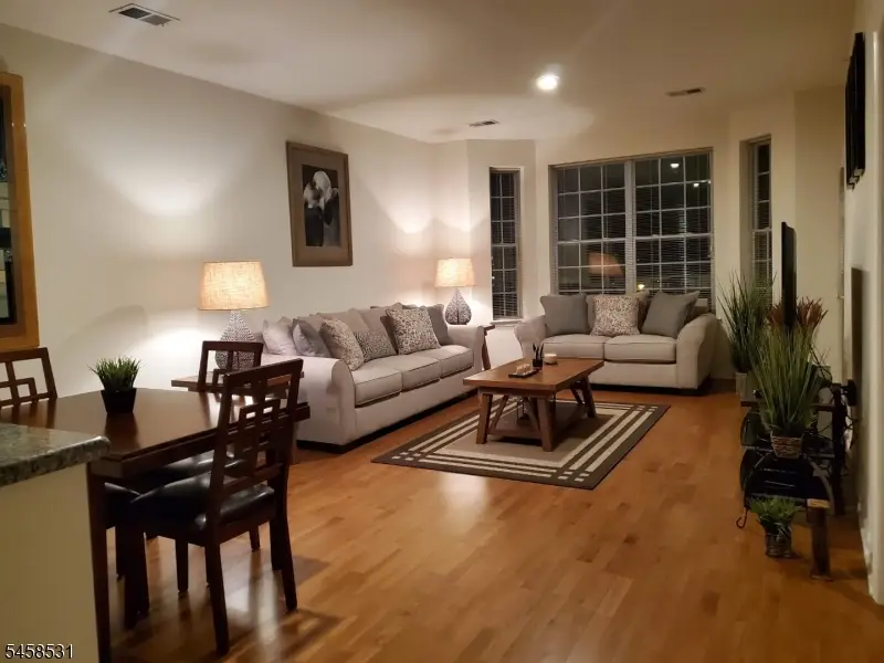 4148 Cory Ln #4148, Elmwood Park, NJ 07407 - #3