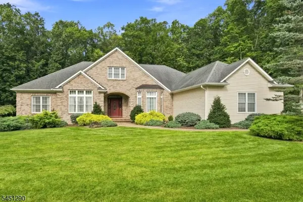 20 Eagles Nest Rd, Green Twp., NJ 07860