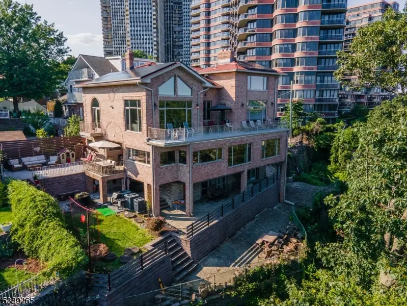 2 Lafayette Ave #2, Cliffside Park, NJ 07010 - #1