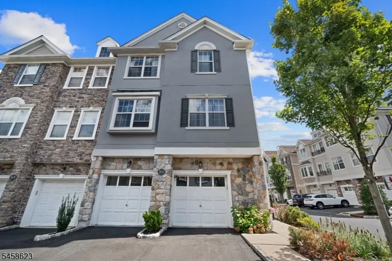 1 Barrister St, Clifton, NJ 07013 - #2