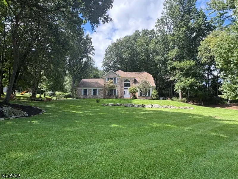 30 Carriage House Rd, Lake Mohawk, NJ 07871 - #2