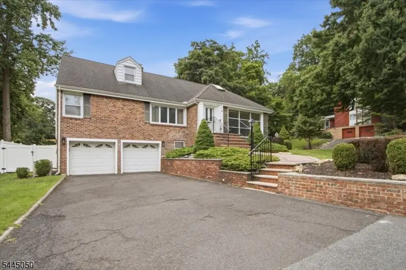 36 Curtis Avenue, Pleasantdale, NJ 07052 - #1