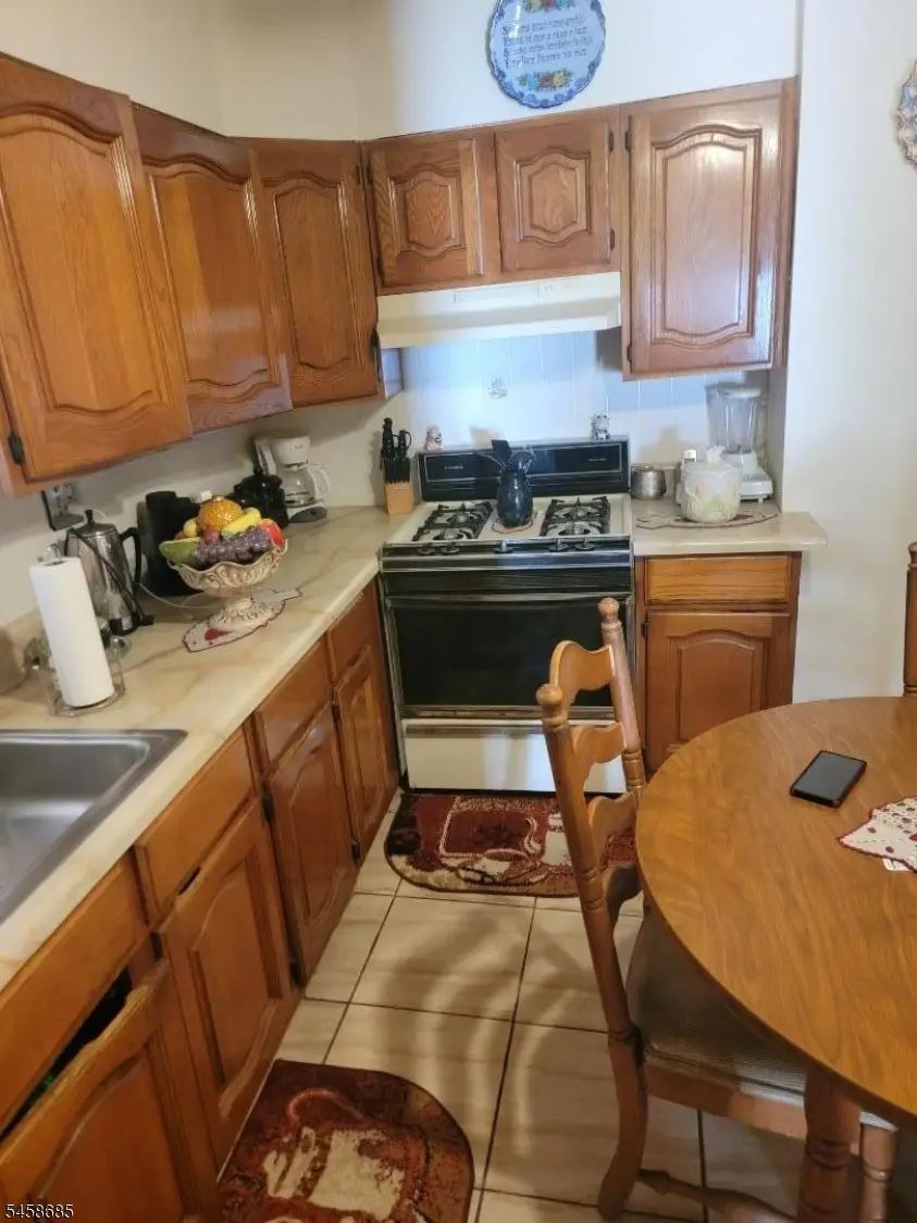 581 N 7th St, Newark, NJ 07107 - #2