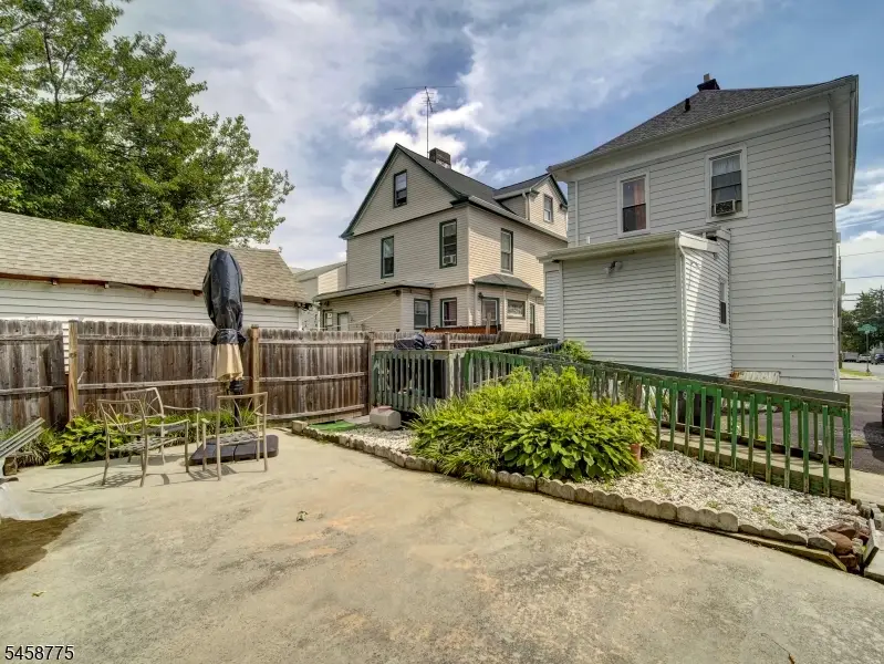 139 Richelieu Ter, Newark, NJ 07106 - #3